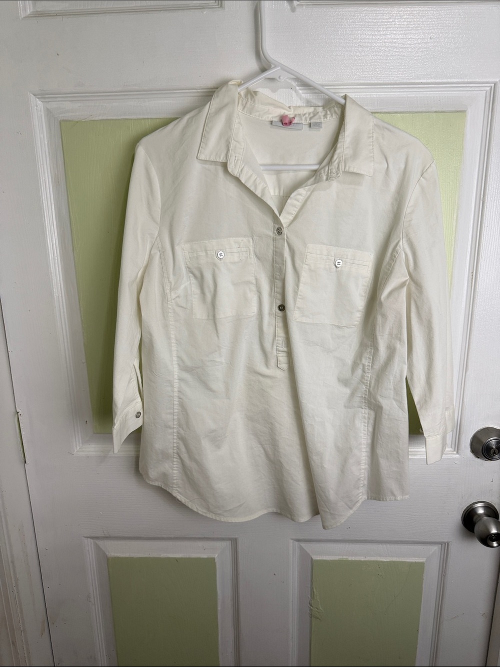 (2326) New York & Company Cream Button-Front Popover Shirt, Size: Large
